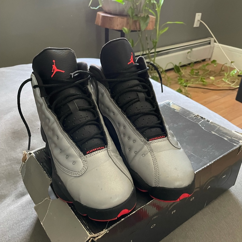 Jordan 13 retro 3M Reflective silver. On sale ‼️‼️‼️ sale price till xmas